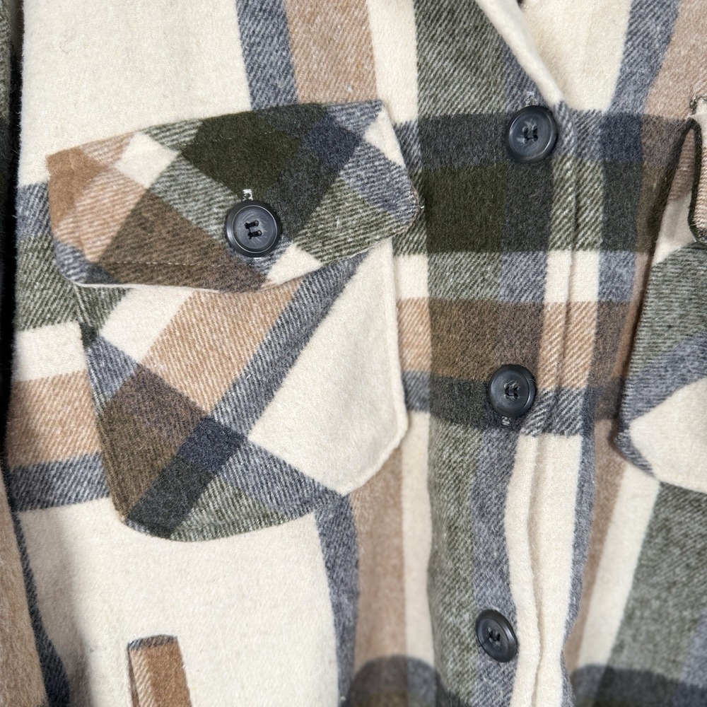ALTAR'D STATE Plaid Flannel Button Up Shacket Size Small Green Tan - Picture 4 of 7
